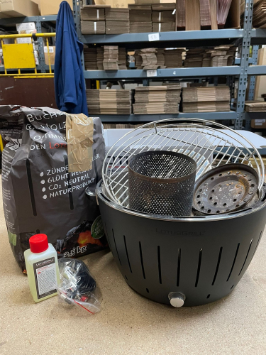 Preview: LotusGrill Classic Anthrazitgrau - B-Ware gebraucht mit Kratzer ohne Tasche inkl. 200ml Brennpaste und 2,5kg Kohle - NR 61