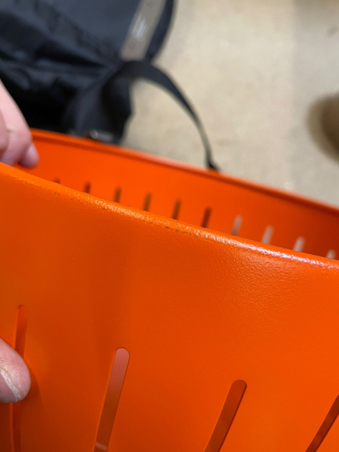 LotusGrill Small Mandarinenorange - B-Ware gebraucht mit Markierung und Lackflecken inkl. Tasche, 200ml Brennpaste und 2,5kg Kohle - Nr. 69